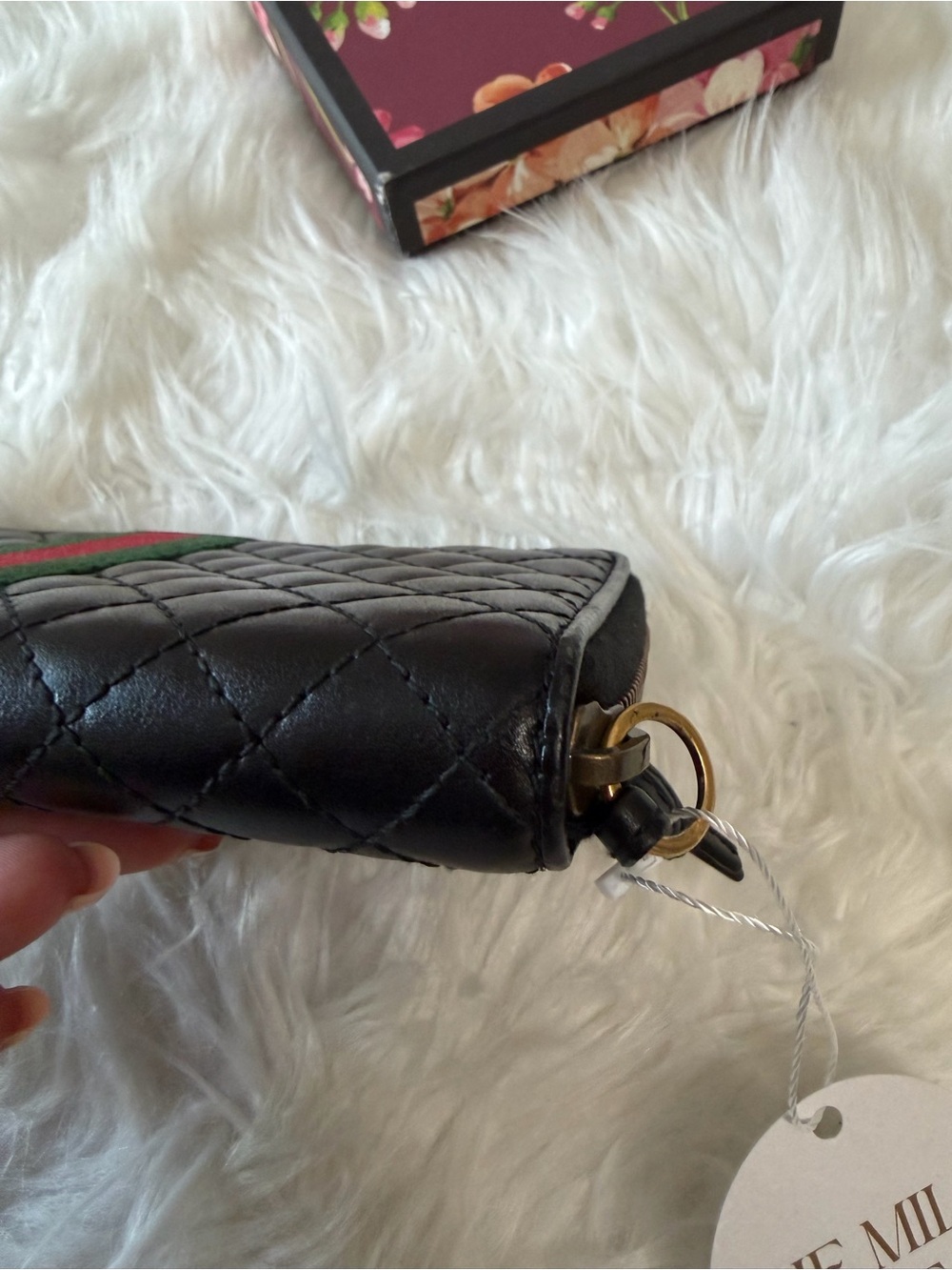 GUCCI MERMONT WEB ZIP AROUND QUILTED LEATHER WALLET - Picture 7 of 10
